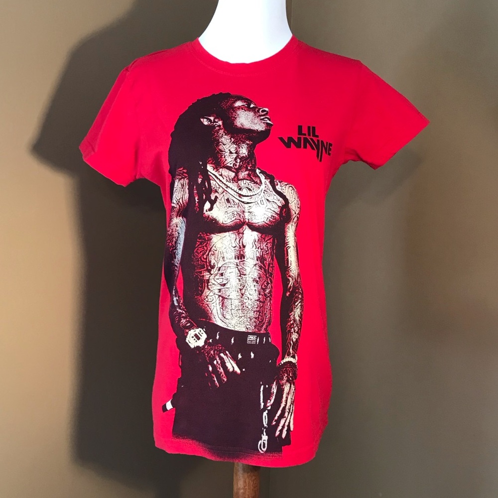 Lil Wayne red concert t-shirt, size small (S)